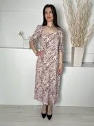 Papaya (M) Púderszínű Fekete Foltmintás, Kocka Kivágású Derékban Szabott, Gumis Ujjvégű Ruha