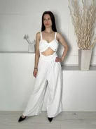 Shein (M) Fehér Hátul Darázsolt, Elől Nyitott Mellnél Csavart, Anyagában Mintás Overál