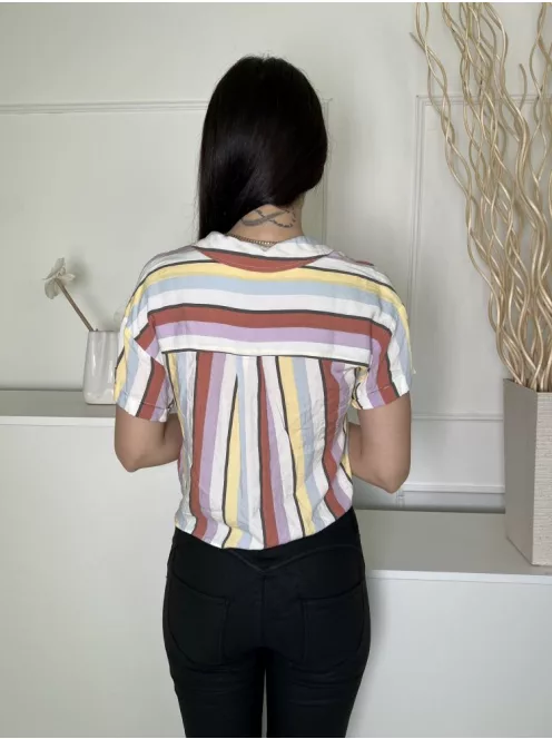 Hollister (S) Fehér Színes Csíkos, Elől Végig Gombos Mellnél Zsebes Felső