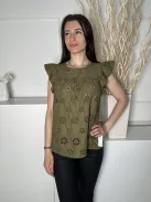 George (S) Khaki Anyagában Lyukacsos Mintás, Fodros Vállú 100% Pamut Alapanyagú, Hátul Nyakban Gombos Felső