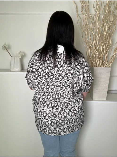 ÚJ George (XL) Törtfehér Fekete Mintás, Elől Végig Gombos Galléros, Oldalt Sliccelt Felső