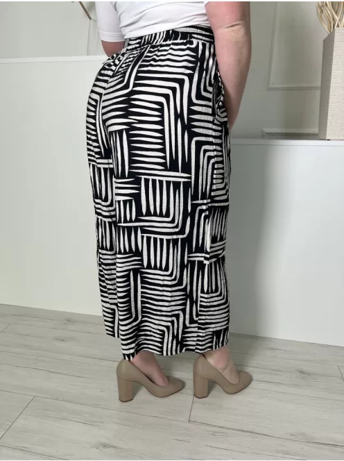 New Look (L) Fekete Fehér Mintás, Hátul Gumisderekú Zsebes, Bőszárú Nadrág