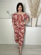 Peacocks (L) Vörösesbarna Fehér Mintás, Gumisderekú Ejtett Gumis Vállú, Derékban Megkötős Overál