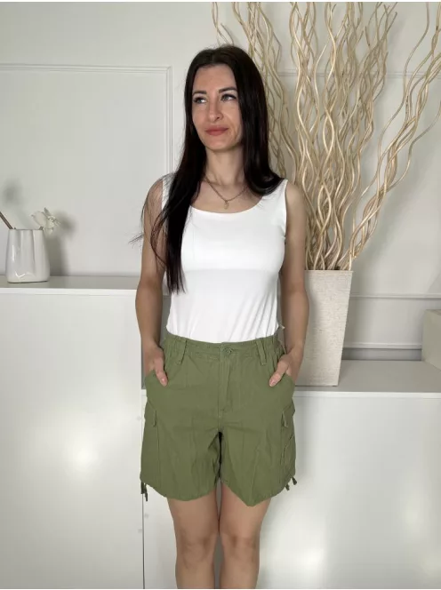  (S) Kiwi Elől Gombos, Zsebes Alul Összehúzható, Hátul Gumisderekú Rövidnadrág