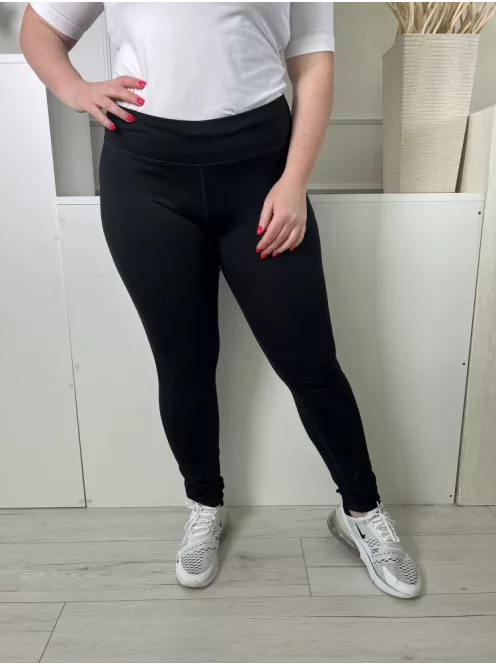 Nike (L) Fekete Derékban Összehúzható, Megkötős Hátul Zsebes, Rugalmas Anyagú Nadrág