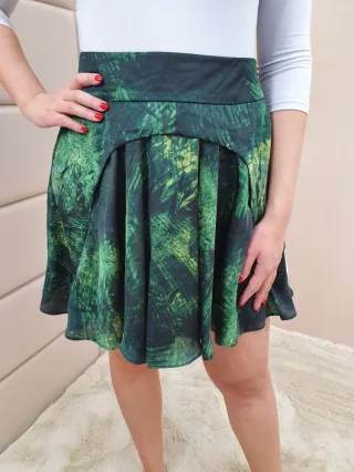   Karen Millen (S) Zöld-Fekete Mintás Fényes Anyagú, Oldalán Cipzáras Szoknya