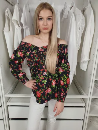   Primark (S) Fekete Piros Virágos, Pamut Ejtett Darázsolt Vállú Felső