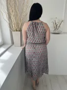 (XL) Permetzöld Piros Virágos, Hátul Nyakban Megkötős Gumisderekú Ruha