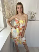 F&F (M) Fehér Színes Virágos, Bélelt Pántos Ruha