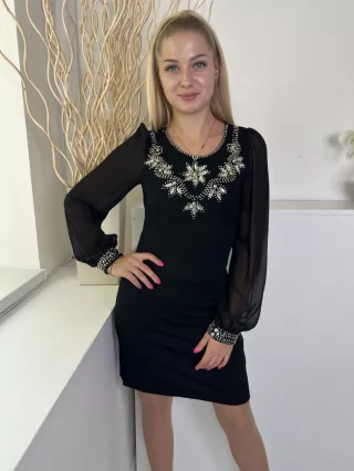   ÚJ Quiz (M) Fekete Mellnél és Ujjvégén Díszköves Ujján Enyhén Áttetsző Ruha