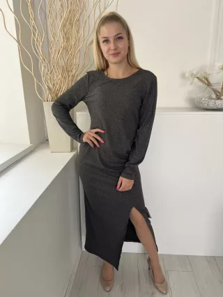   Charming (M) Szürkésbarna Oldalt Ráncolt, Anyagában Bordázott Hátul Nyakban Gombos, Oldalt Sliccelt Ruha