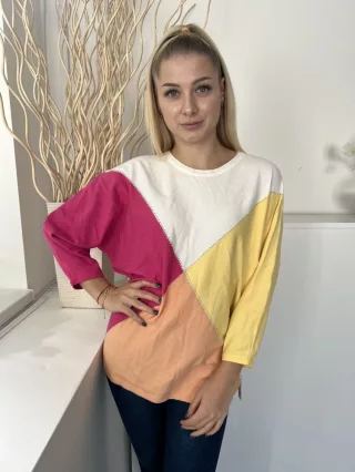   MudFlower (S) Fehér-Ciklámen-Sárga-Barack Kerek Nyakú, Denevér Ujjú Díszköves, Gépikötött Felső