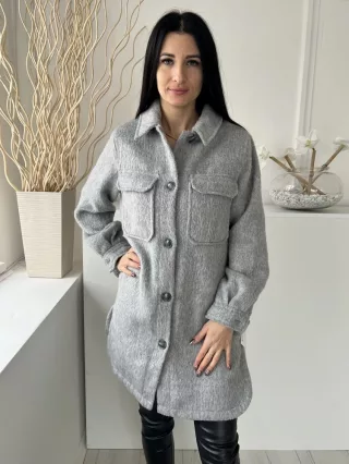   F&F (M) Szürke Elől Gombos, Zsebes Mellnél Zsebes, Anyagában Szőrös Kabát