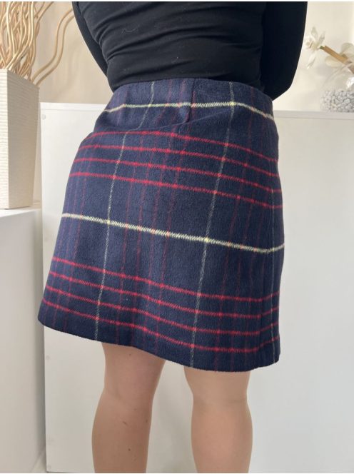 Avenue (L) Sötétkék Sárga-Piros Kockás, Oldalt Cipzáros Szatén Nélésű, Enyhén Szőrös Anyagú Szoknya