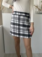 Primark (M) Fehér Fekete Kockás, Oldalt Cipzáros Bélés Nélküli, Enyhén Szőrös Anyagú Szoknya