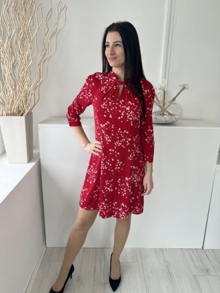   Phase Eight (S) Piros Fehér Apró Virágos, Mellnél Kivágott Hátul Cipzáros Ruha