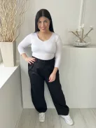 Bershka (L) Fekete Elől Gombos, Zsebes Övtartós, Bőszárú Nadrág