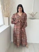 Boohoo (XL) Színes Mintás V Kivágású, Fodros szegélyxű Buggyos Ujjú Ruha